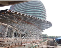 蘇州建筑腳手架購(gòu)買(mǎi)和租用時(shí)的注意事項(xiàng)